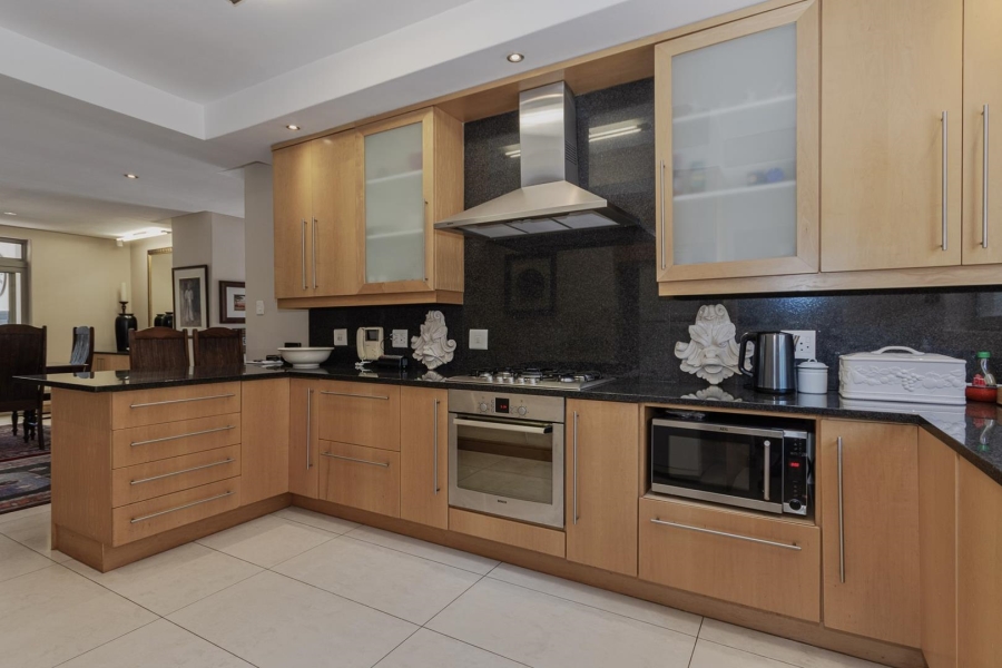 4 Bedroom Property for Sale in Sunset Beach Western Cape